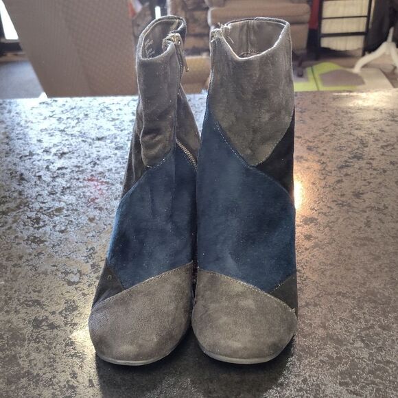 Seven Dials Women's Heeled Boots - Black and Blue - Picture 2 of 5